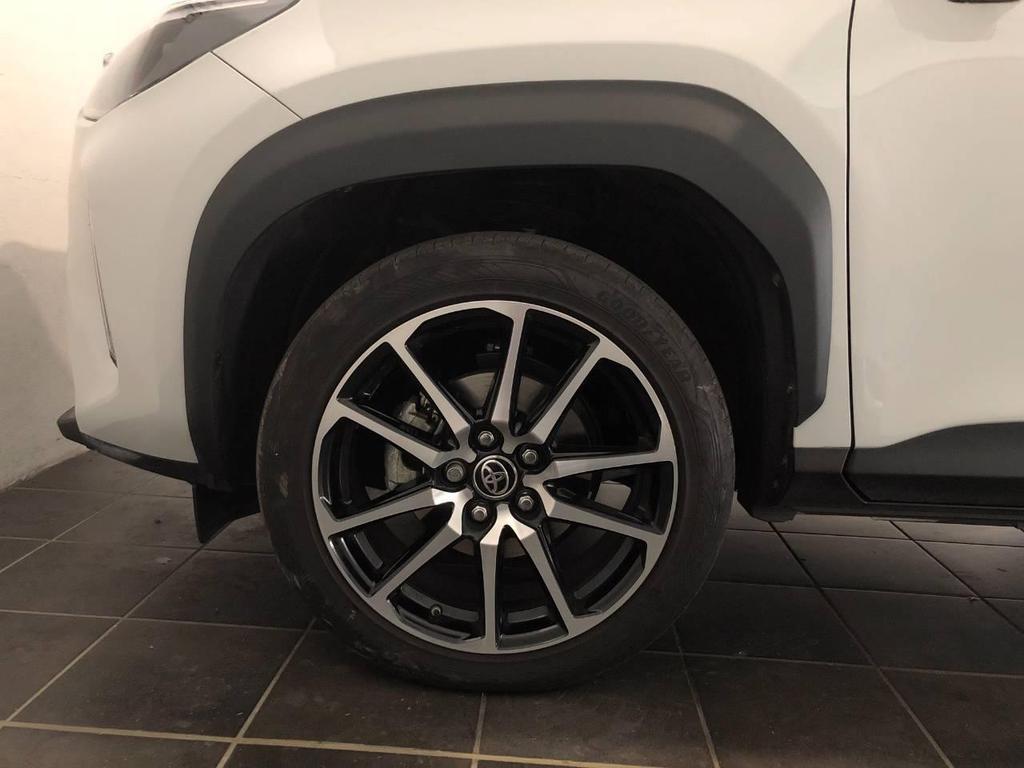 Toyota Yaris Cross 1.5 H GR Sport Black Sky FWD E-CVT