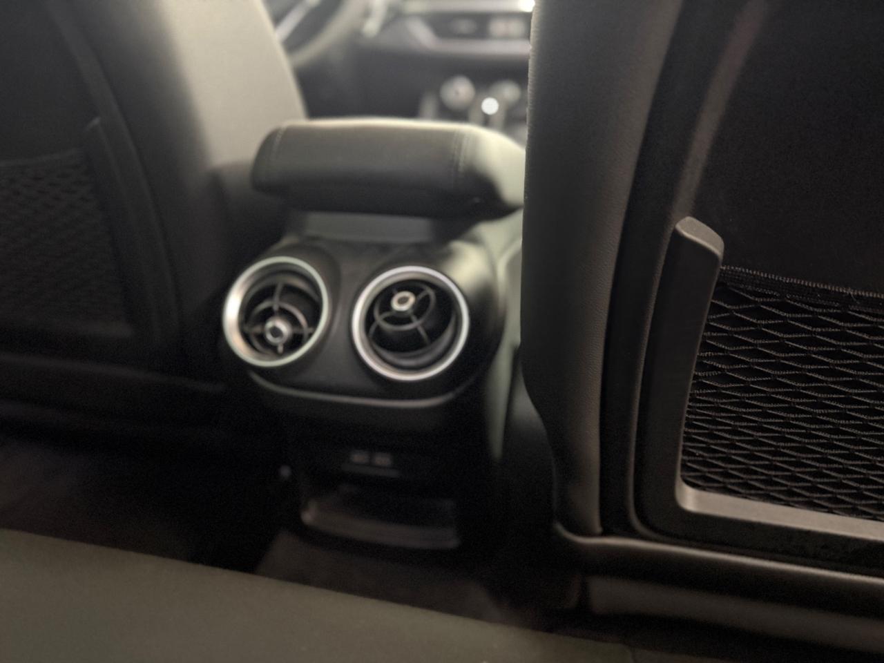 ALFA ROMEO STELVIO (anno 2018)