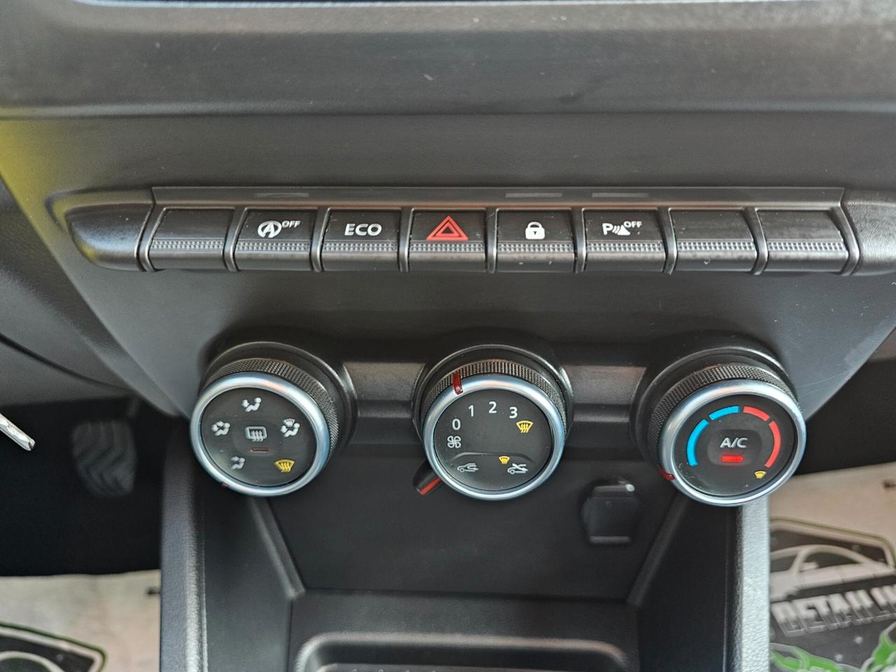 Dacia Duster 1.6 SCe GPL 4x2 Essential