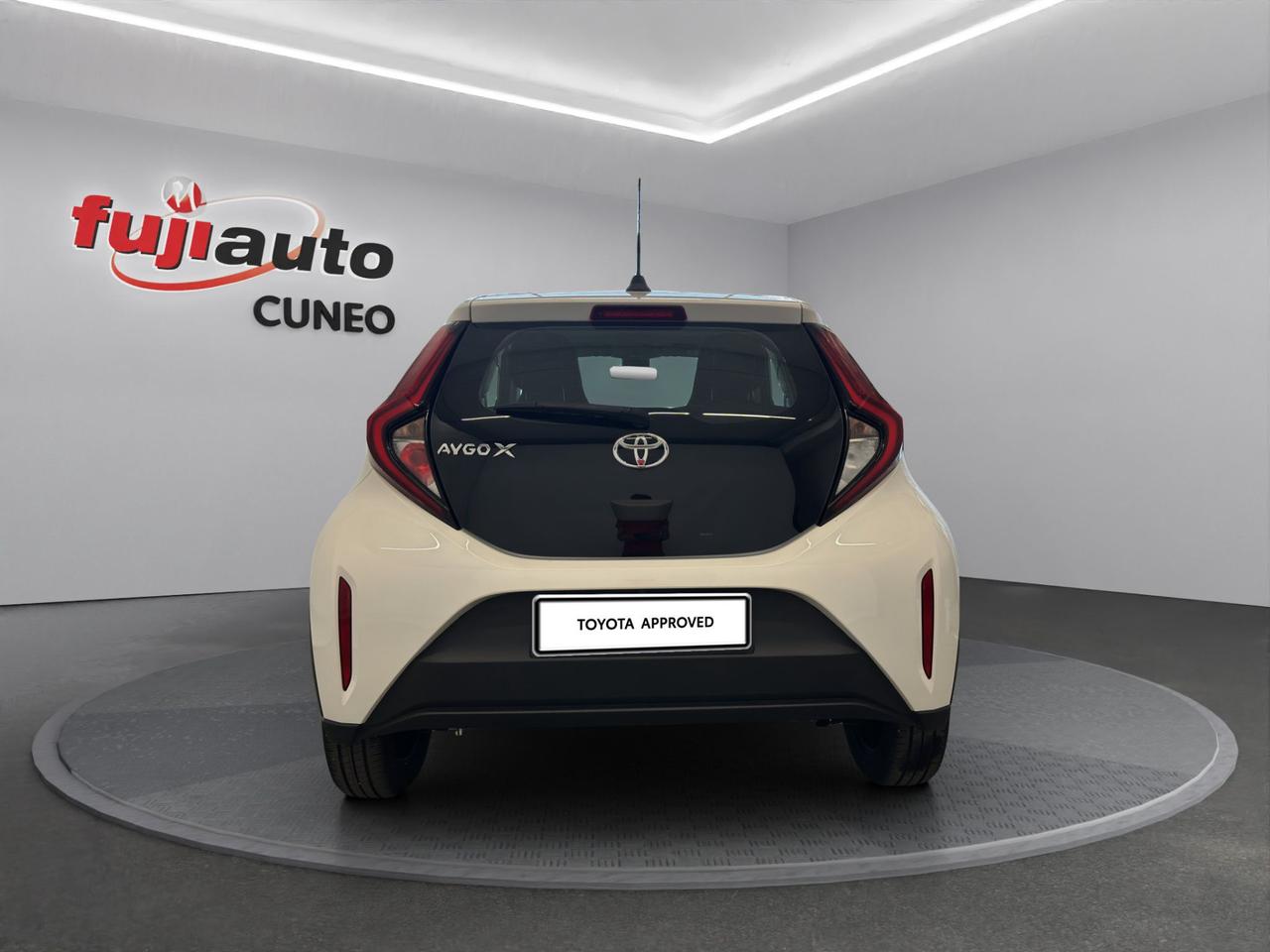 Toyota Aygo X 1.0 Active 72cv