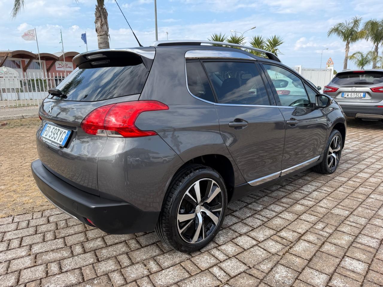 Peugeot 2008 BlueHDi 120 S&S Allure