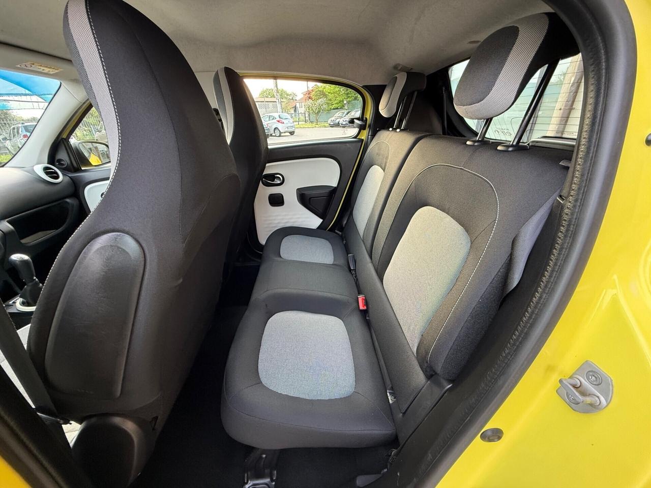 Renault Twingo - Benzina - Neopatentati