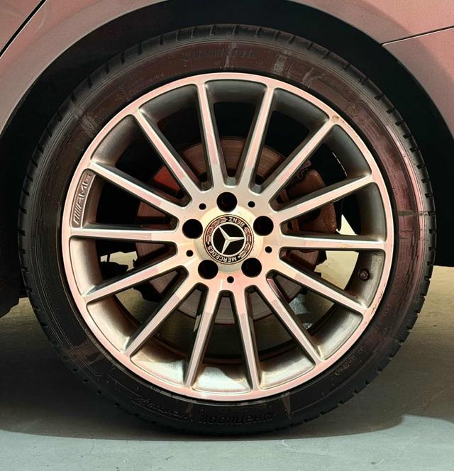 MERCEDES-BENZ CLA 250 4Matic Automatic Premium