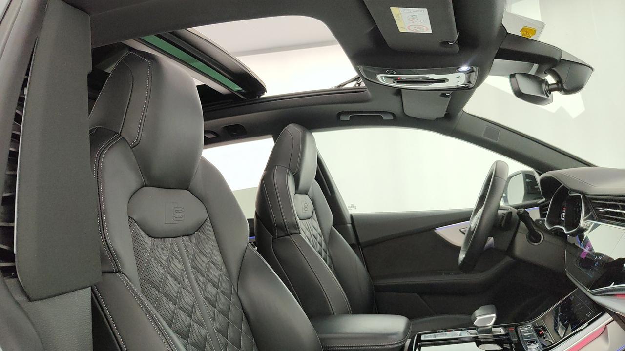 AUDI Q8 55 3.0 tfsi mhev Sport quattro tiptronic