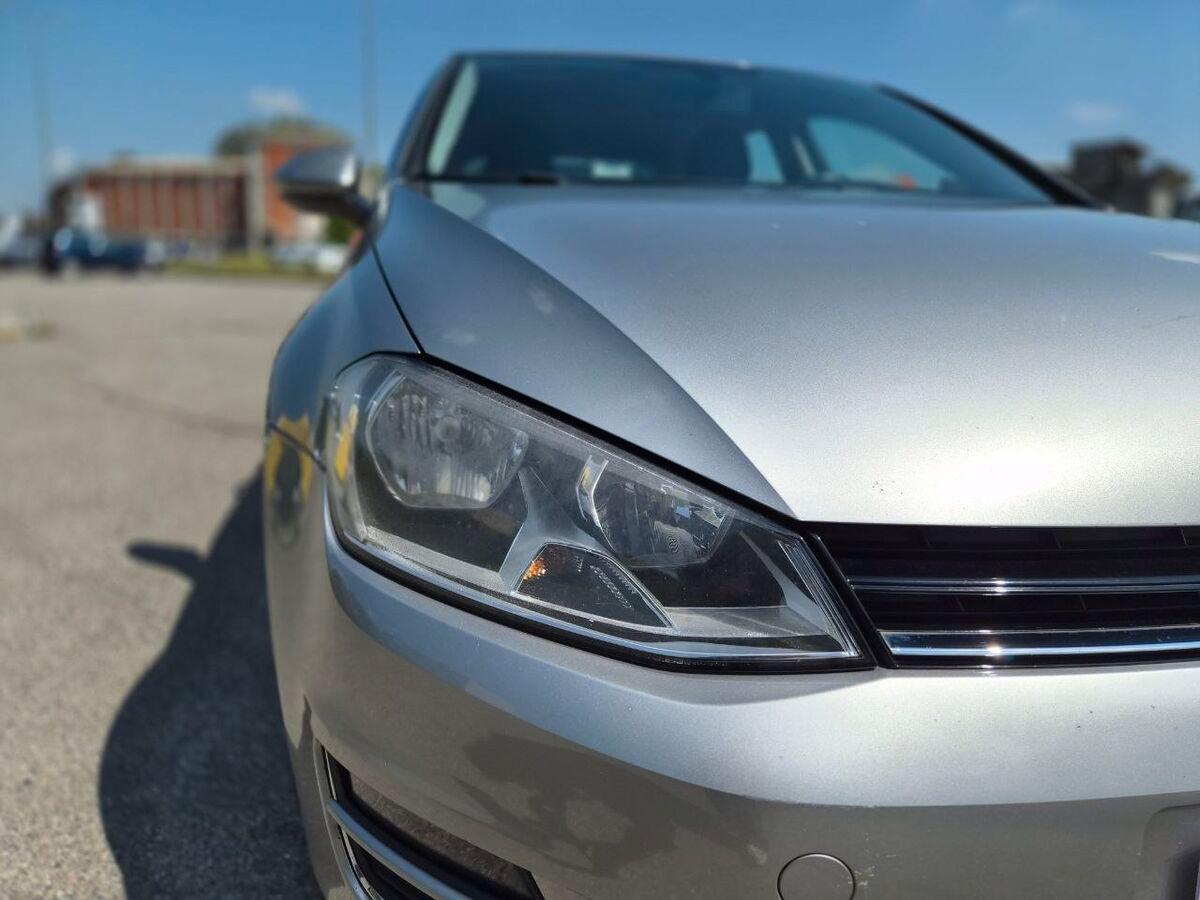 Volkswagen Golf 1.6 tdi Highline 5p
