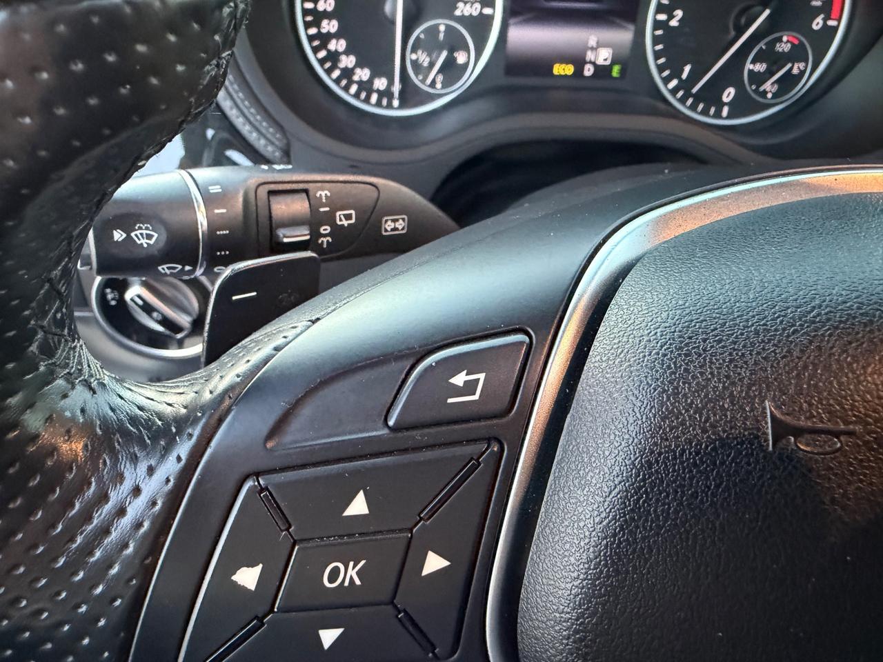 MERCEDES-BENZ B 220 CDI 170CV IPERFULL TETTO MY14