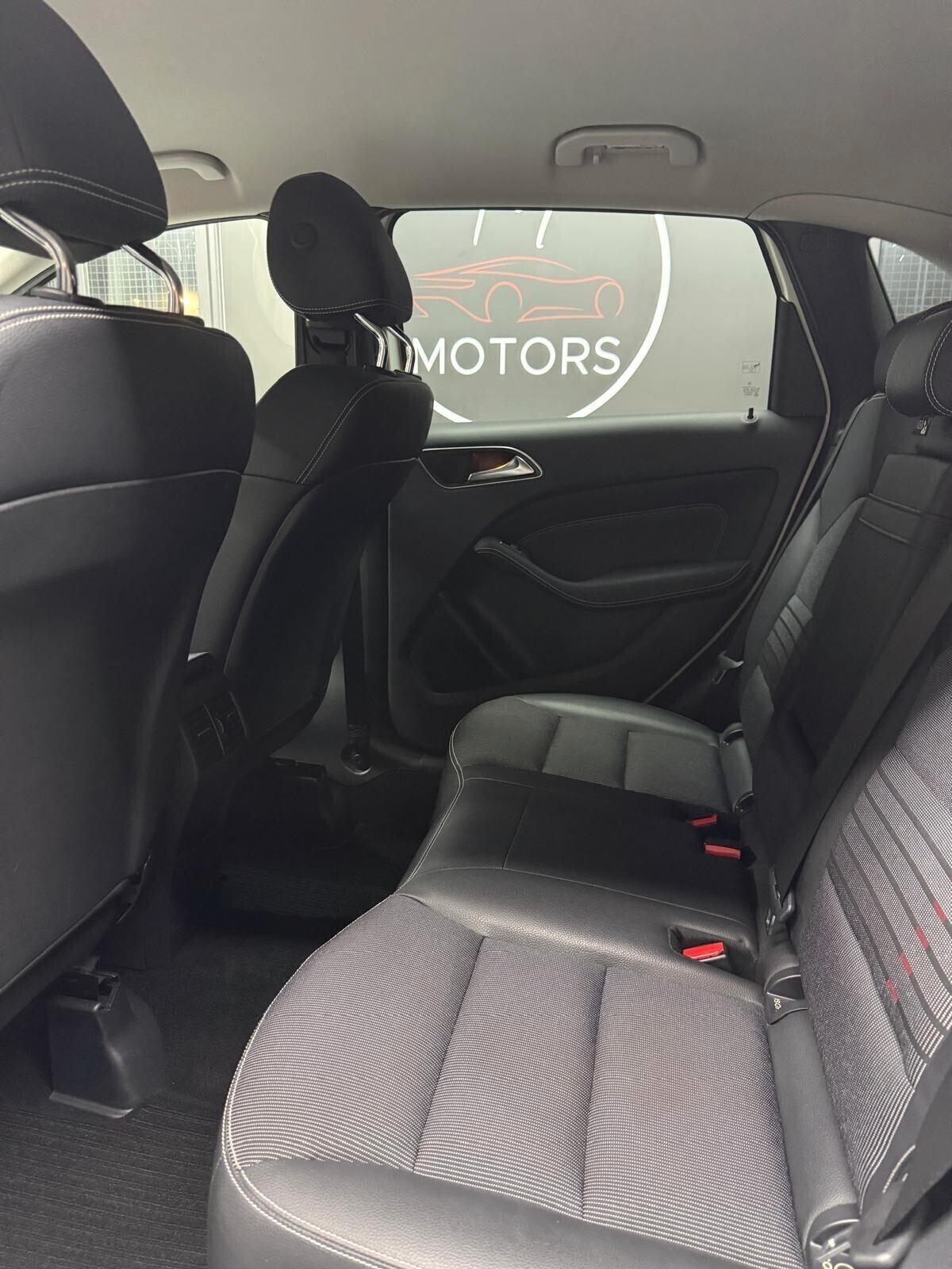 Mercedes-benz B 200 CDI 4Matic Automatic Premium