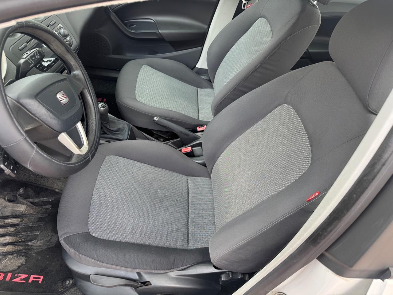 Seat Ibiza 1.4 5 porte neopaten garanzia 12 mesi