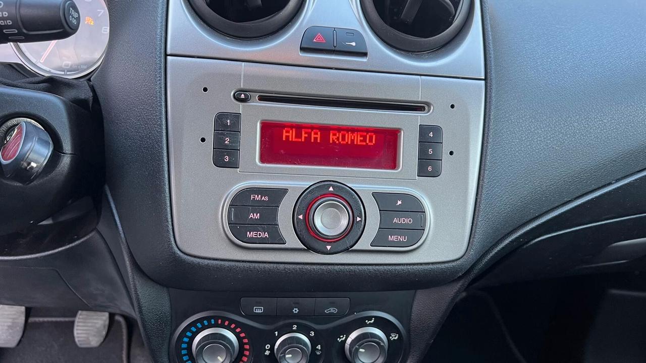 Alfa Romeo MiTo 1.4 T 120 CV GPL