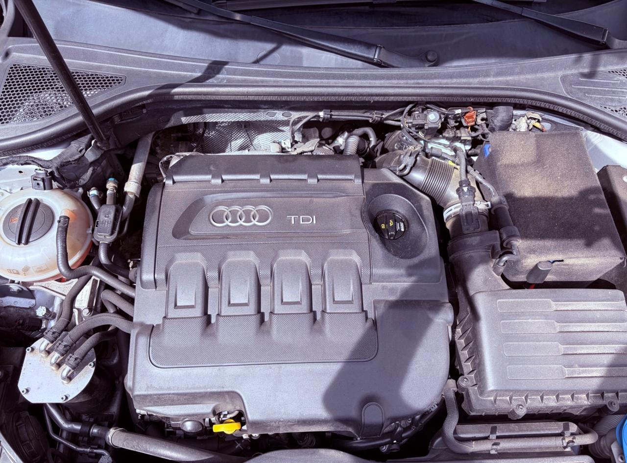 AUDI A3 SPB 1.6 TDI S TRONIC SPORT “MANIACALE”