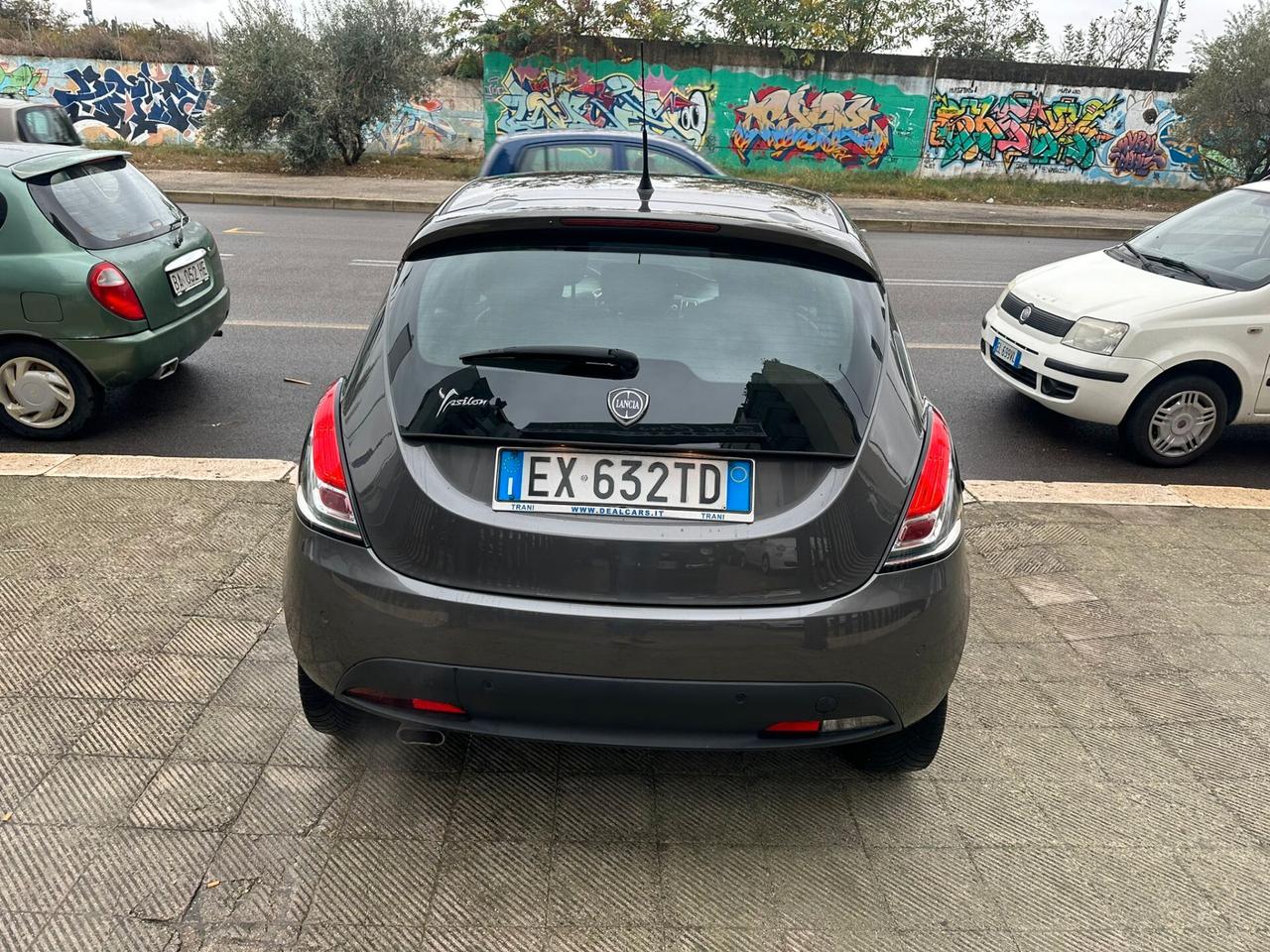 Lancia Ypsilon 1.2 69 CV 5 porte GPL Ecochic Gold