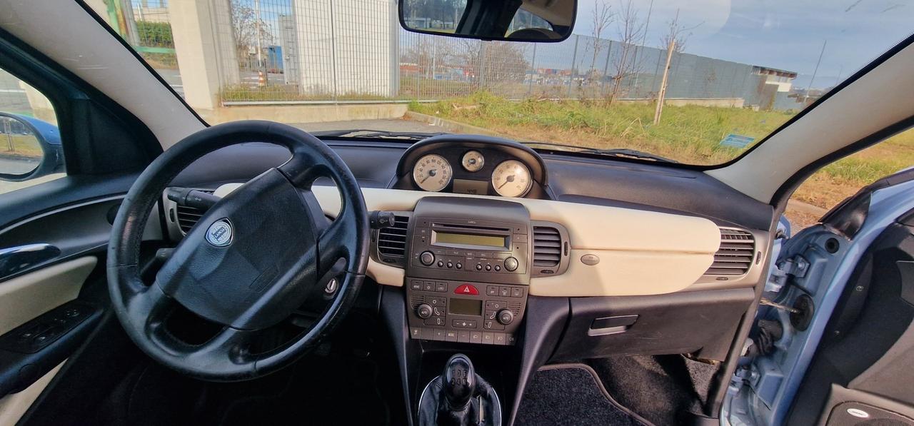 Lancia Ypsilon Perfetta (Su Appuntamento)