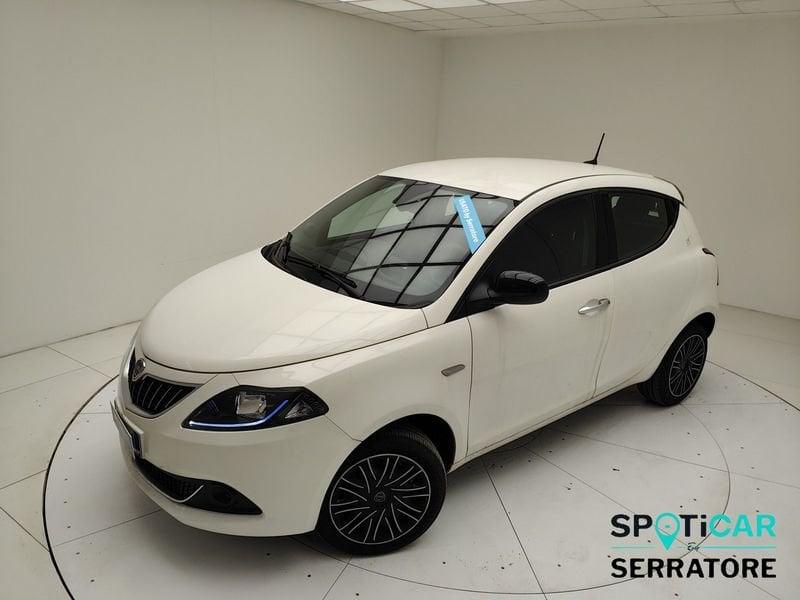 Lancia Ypsilon III 2021 1.0 firefly hybrid Silver Plus s&s 70cv