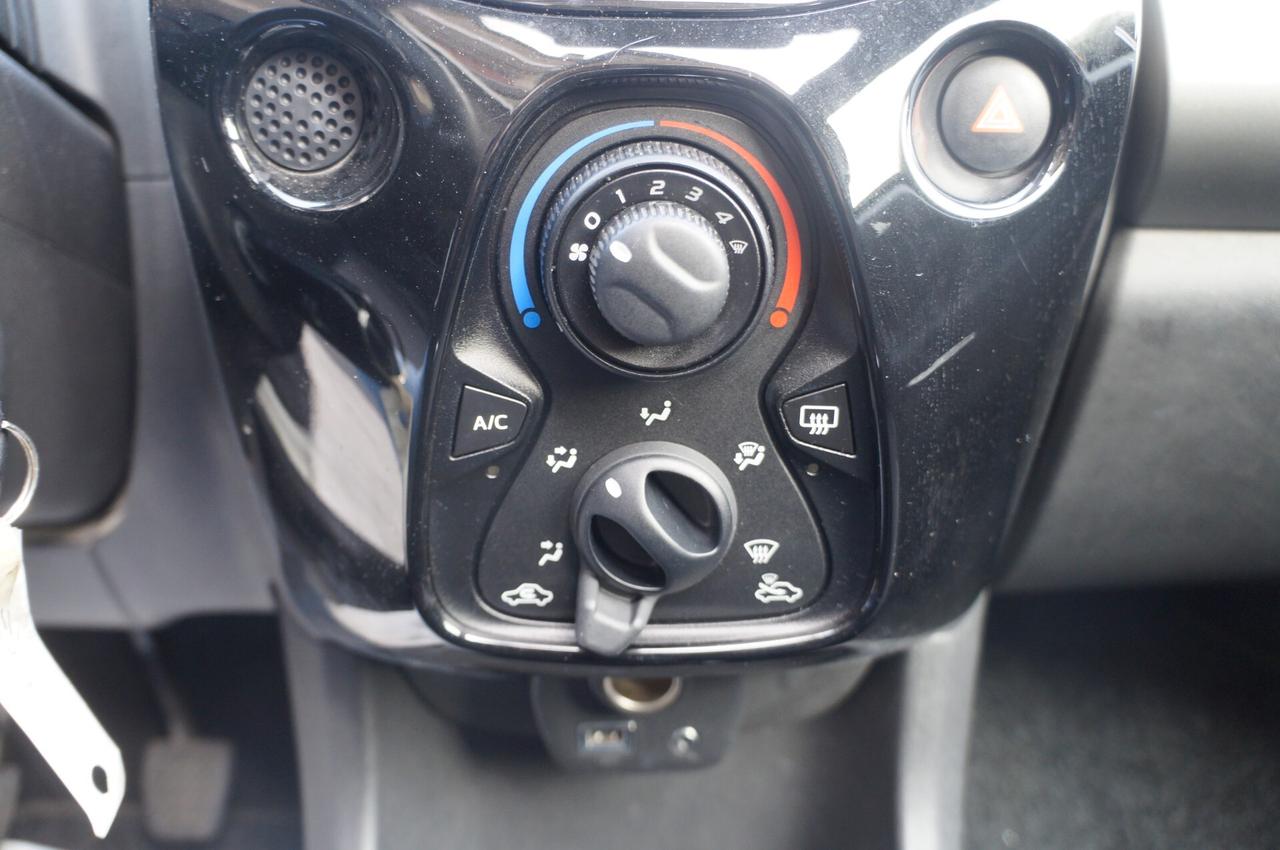 Citroen C1 Airscape VTi 68 S&S 5 porte Shine
