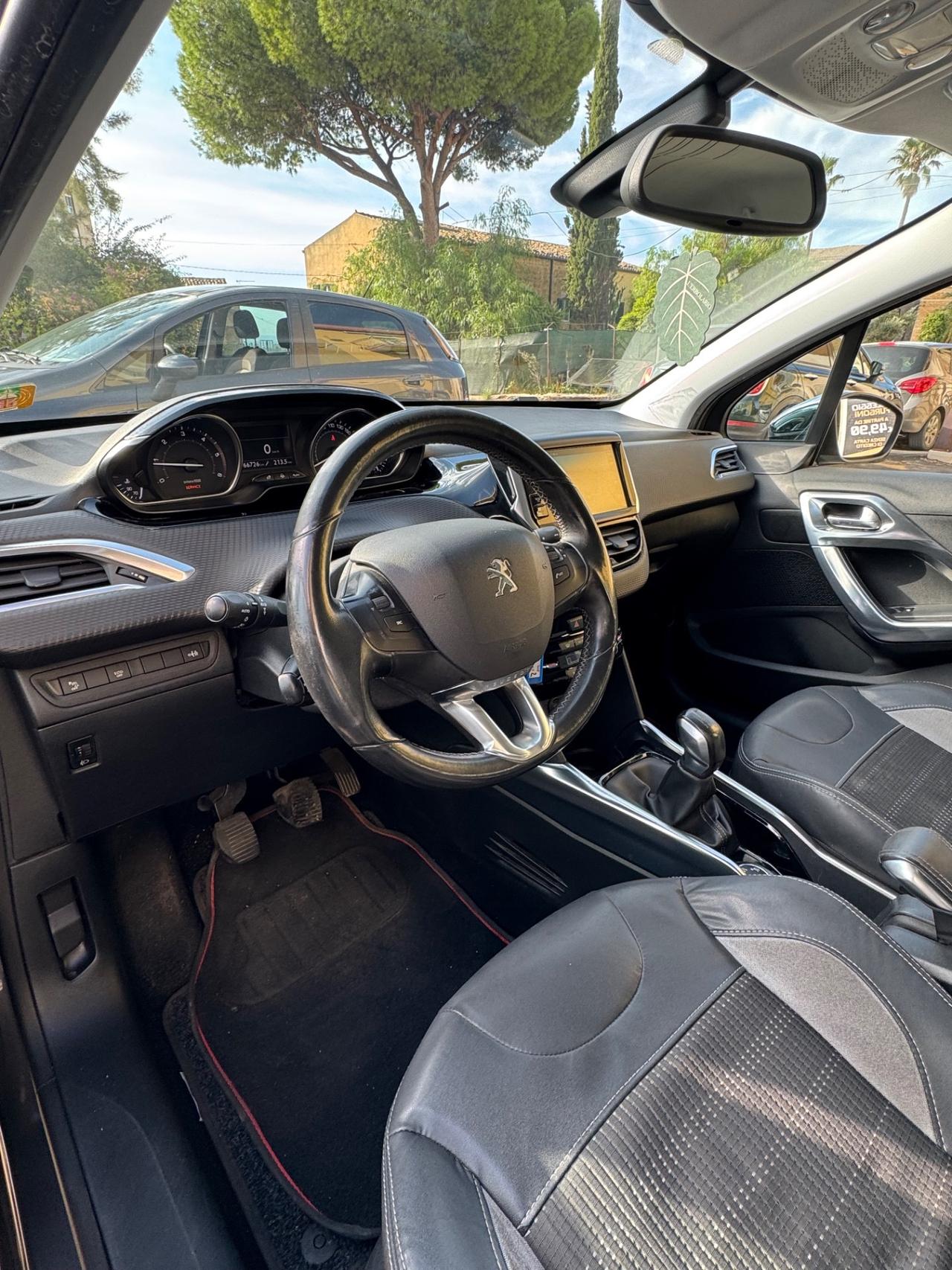 Peugeot 2008 1.6 e-HDi 115 CV Stop&Start Allure