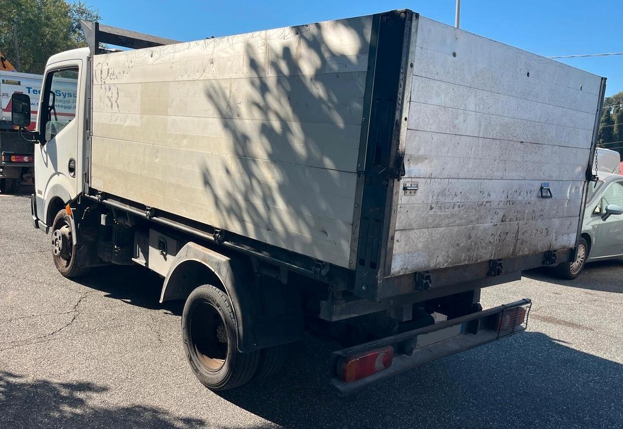 Nissan Cabstar 35.13 2.5 dCi Cassone Ribaltabile Trilaterale [Solo commercianti]