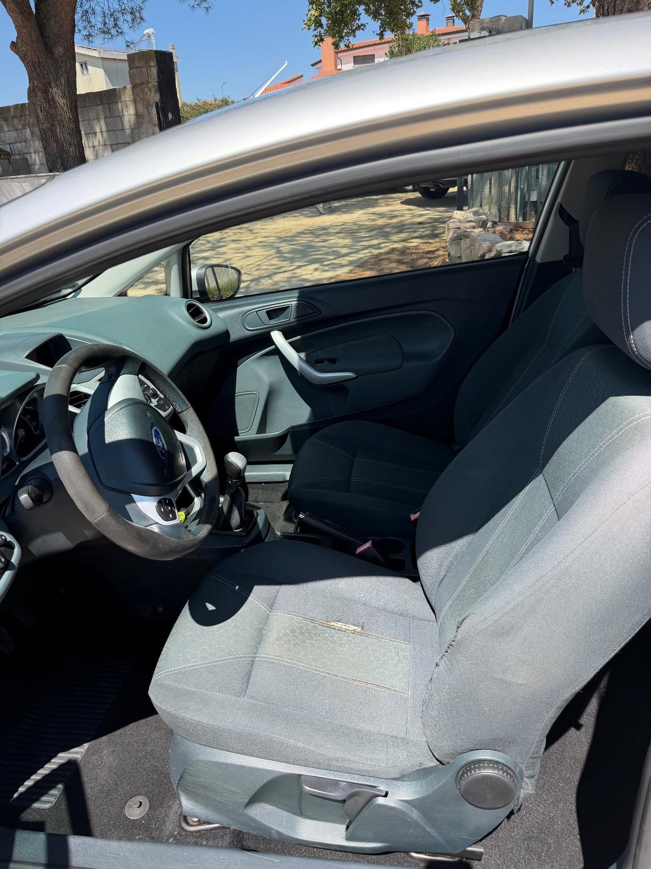 Ford Fiesta 1.4 TDCi 70CV 3 porte Titanium