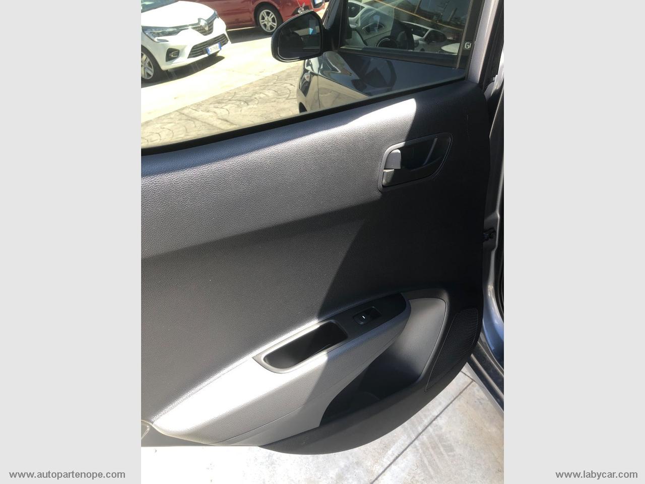 HYUNDAI i10 1.0 MPI Sound Edition