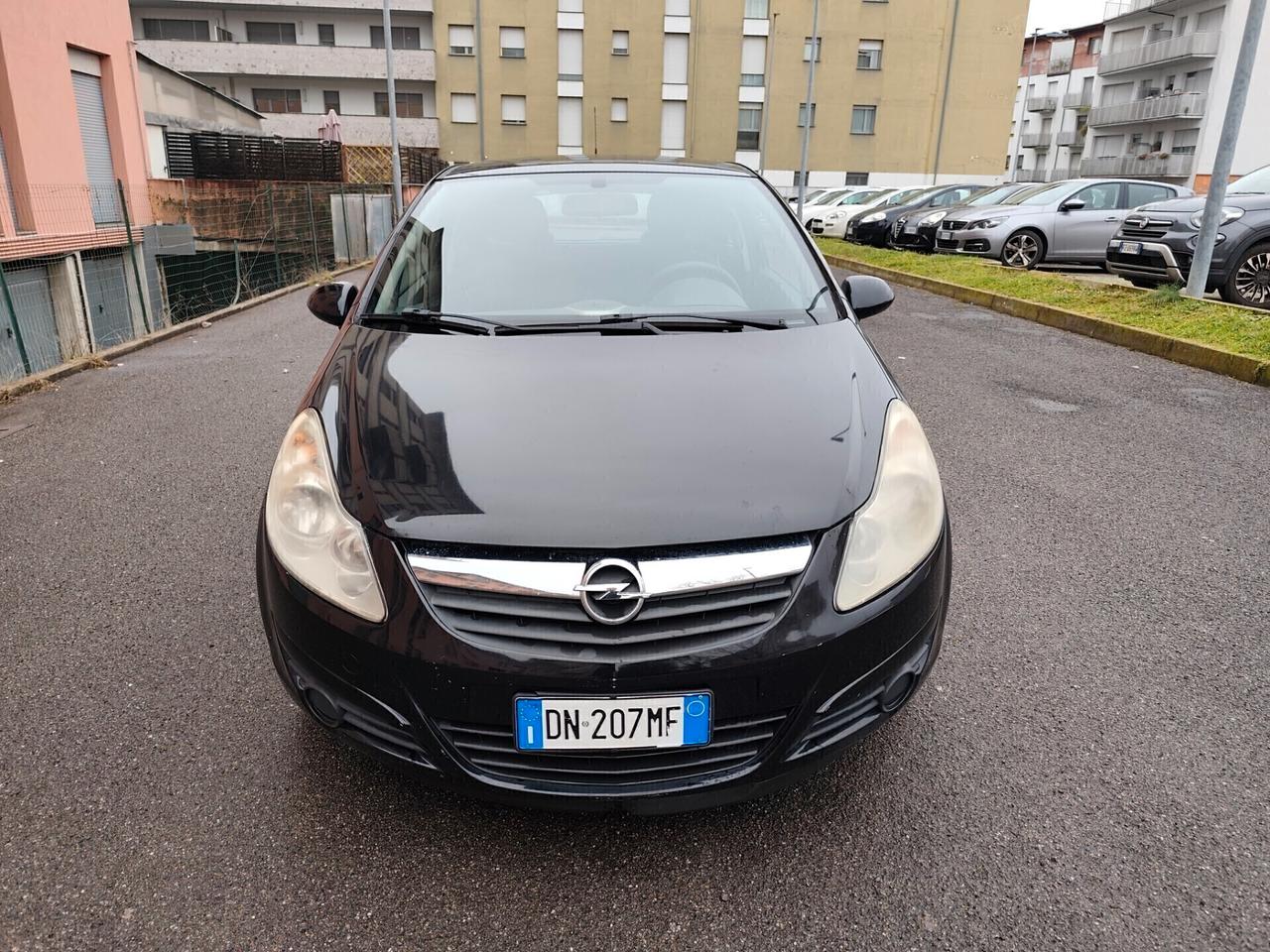 Opel Corsa 1.2 Benz euro 4 Sport neopatentati
