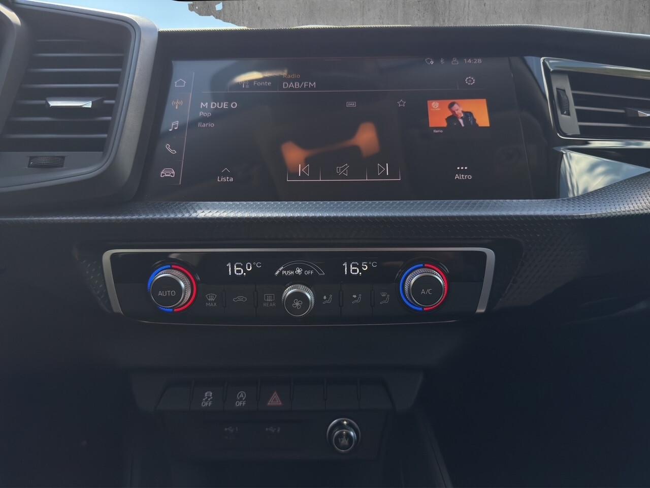 Audi A1 allstreet 30 TFSI Admired