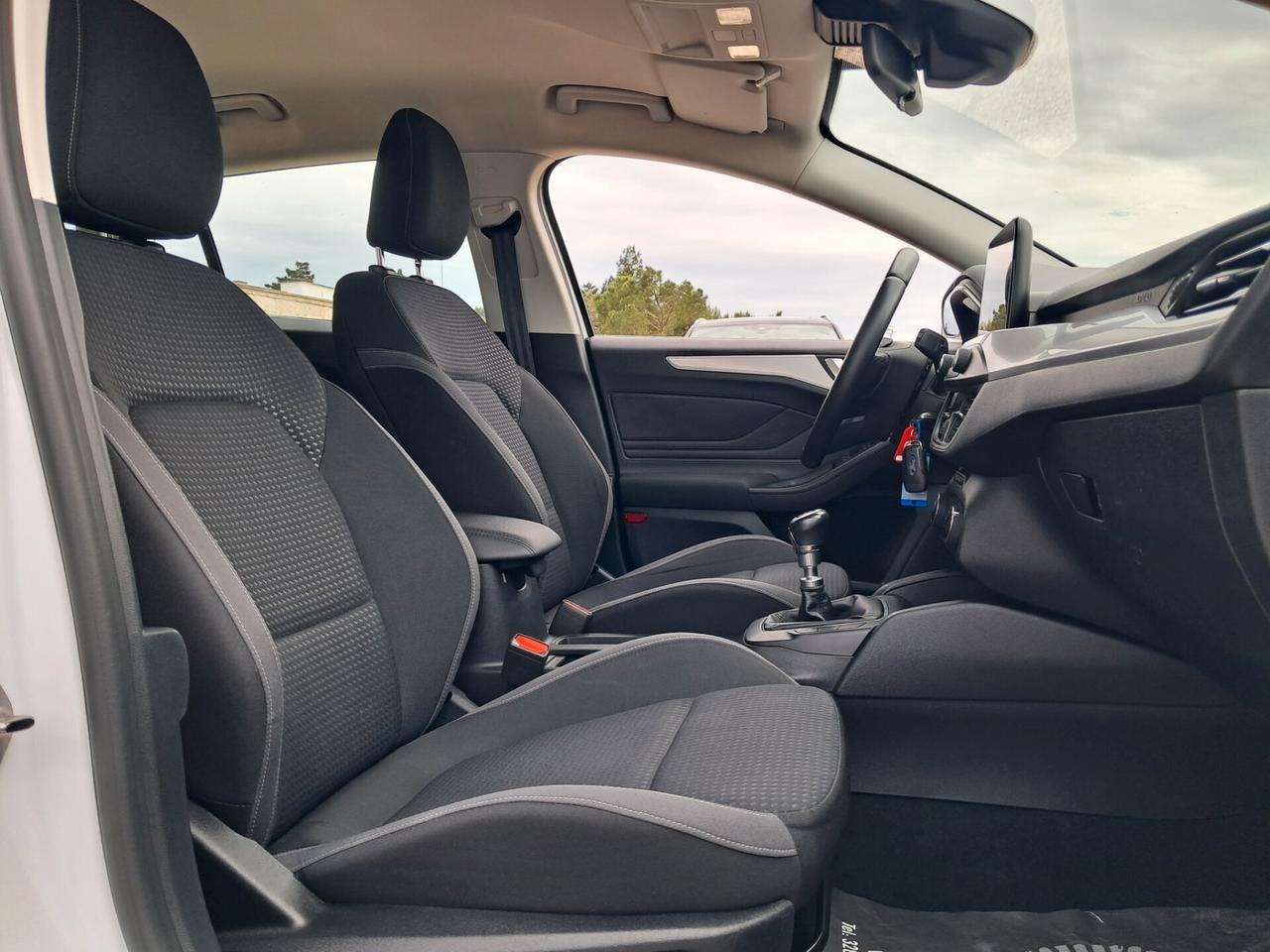 Ford Focus 1.5TDCI 120-CV*NAVI*TELECAMERA*LED
