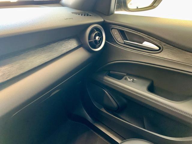 Alfa Romeo Stelvio Stelvio 2023 2.0 T Sprint Q4 280cv auto - 25.790km