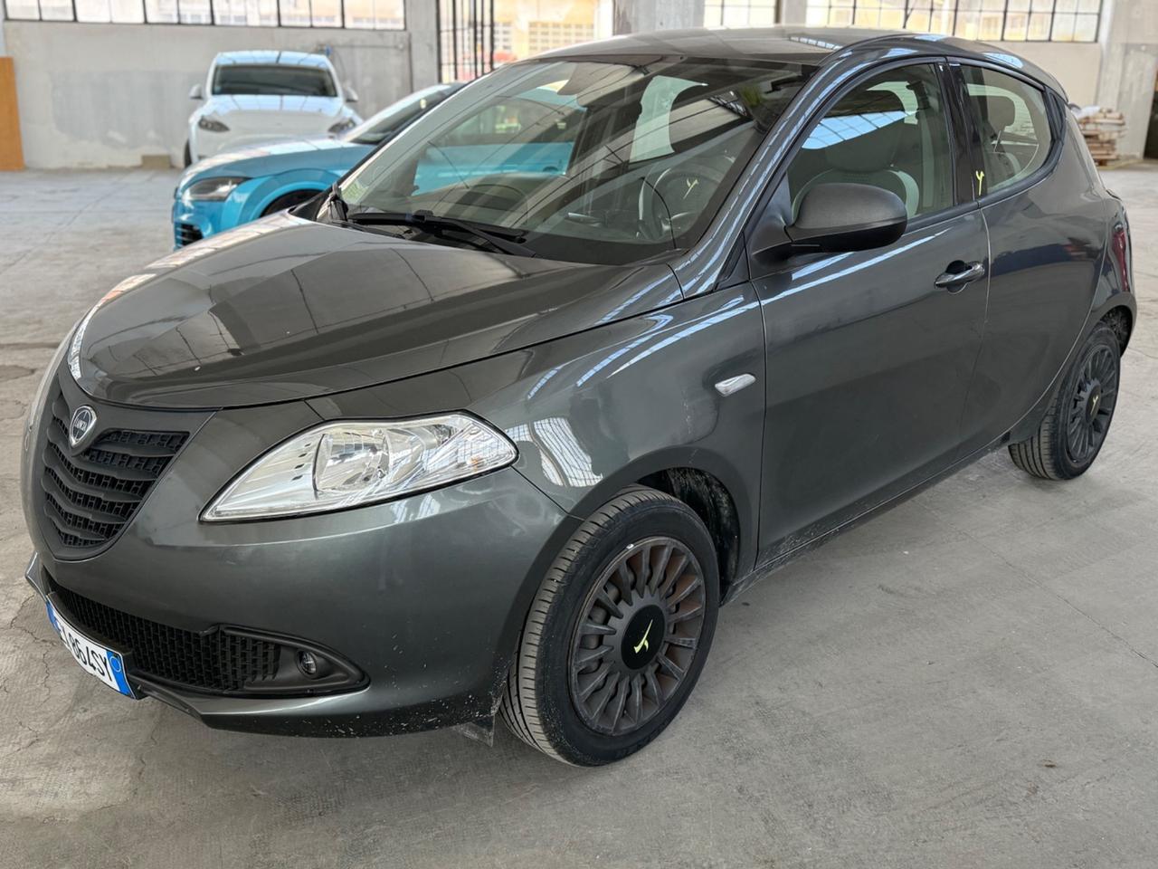 Lancia Ypsilon 1.2 69 CV 5p Elefantino km 49000
