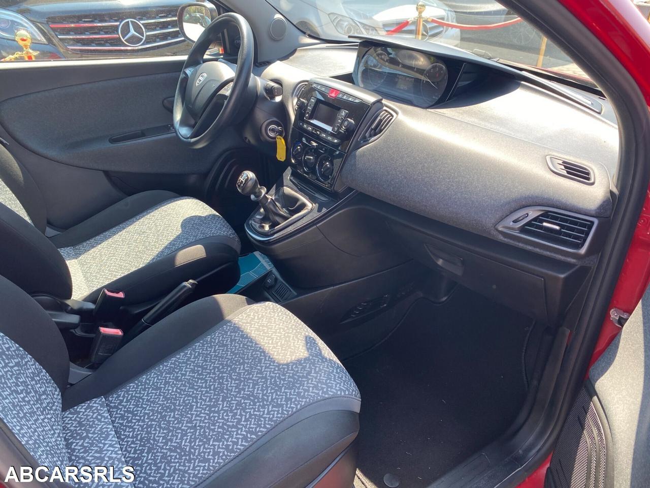 LANCIA - Ypsilon - 1.2 69 CV 5p. S&S Platinum - NE