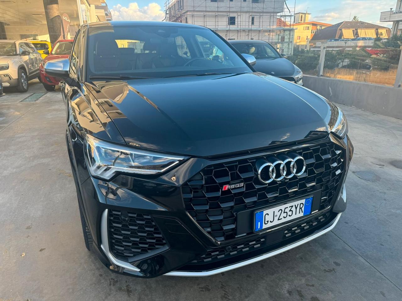Audi RS Q3 SPB