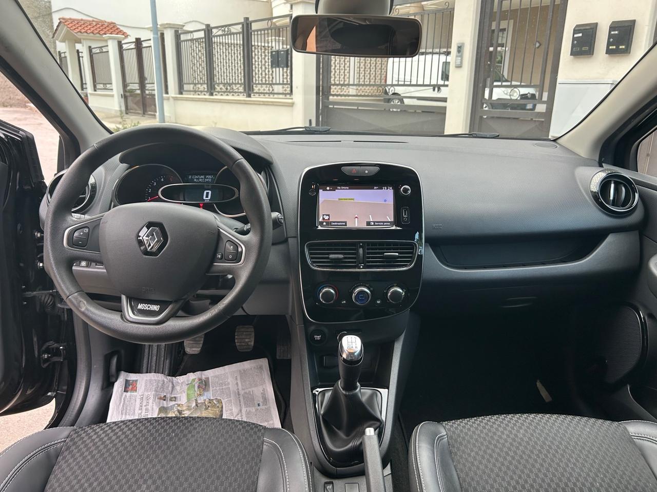Renault Clio dCi 8V 75 CV 5 porte Moschino Zen