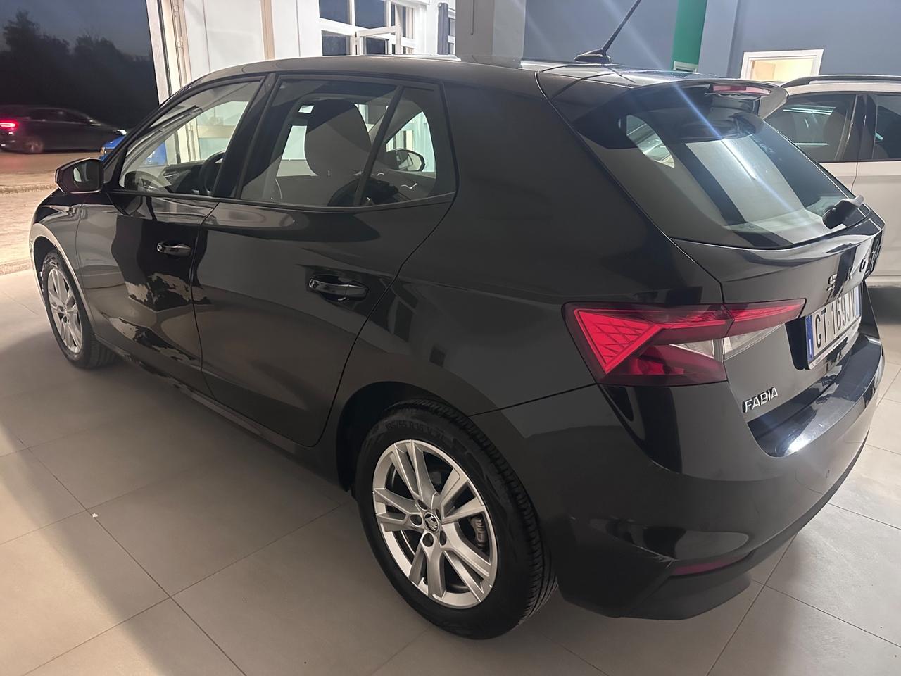 Skoda Fabia 1.0 MPI 80 CV Monte Carlo