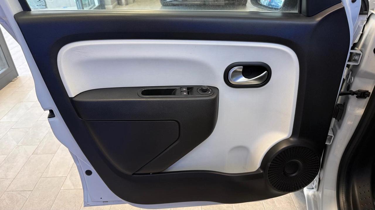 RENAULT TWINGO 1.0 SCe CABRIO ENERGY OPENAIR 2015