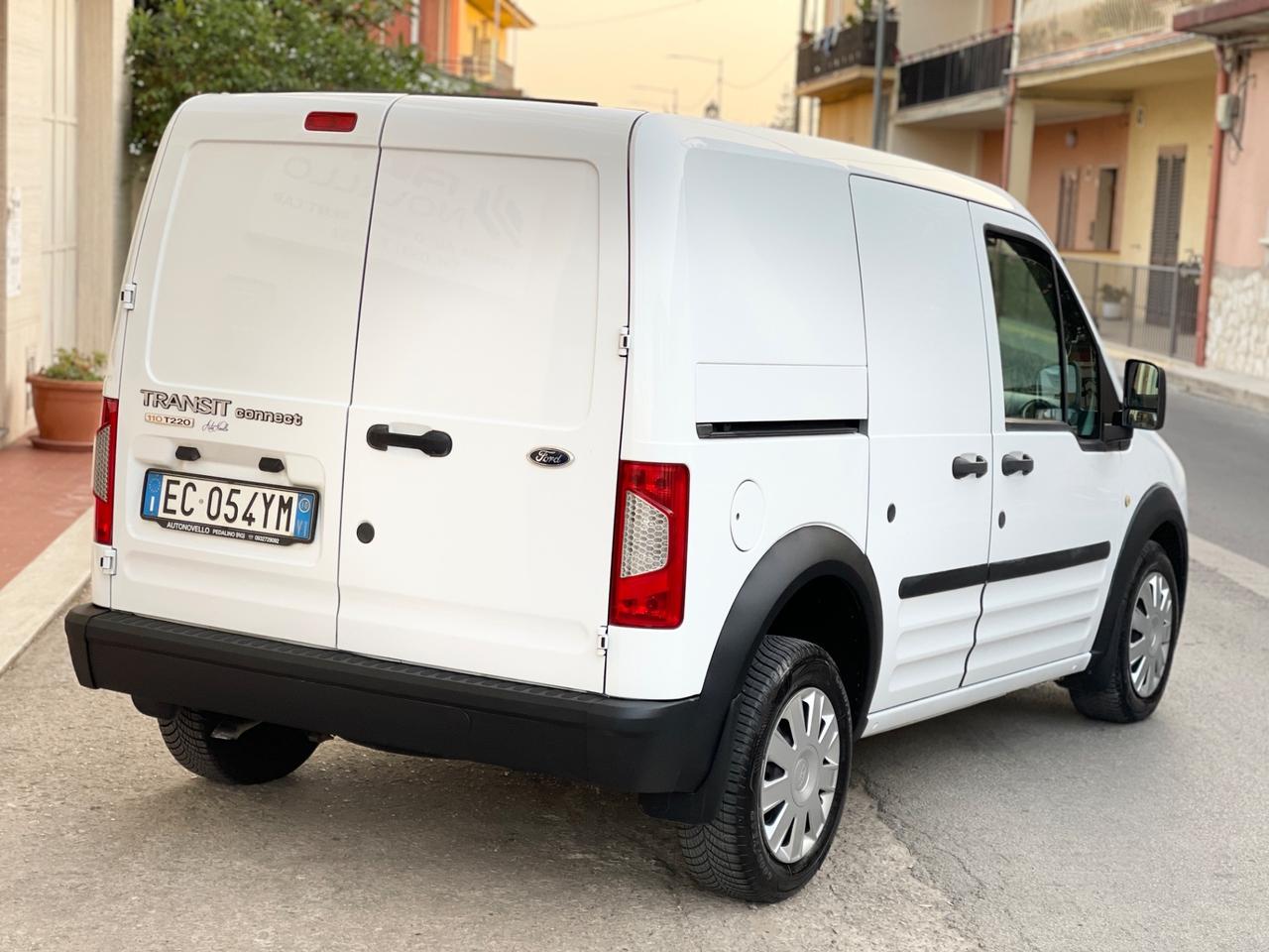 Ford Transit Connect 1.8 TDCi 110 Cv