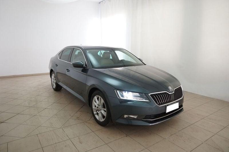 Skoda Superb 2.0 TDI DSG Style