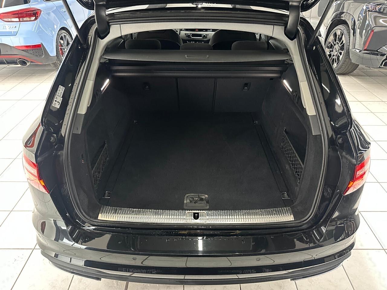Audi A4 Avant 30 2.0 tdi 122cv s tronic