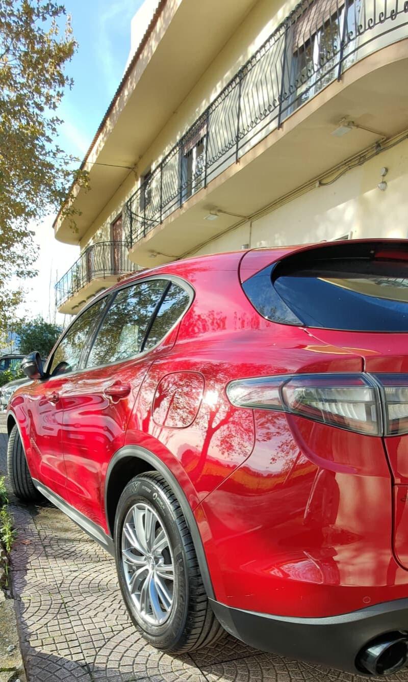 Alfa Romeo Stelvio 2.2 Turbodiesel 160 CV AT8 RWD Super Business