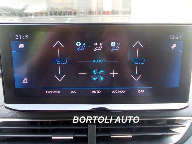 PEUGEOT 3008 BlueHDi 130 3.000 KM EAT8 ALLURE PACK AUTOMATICA