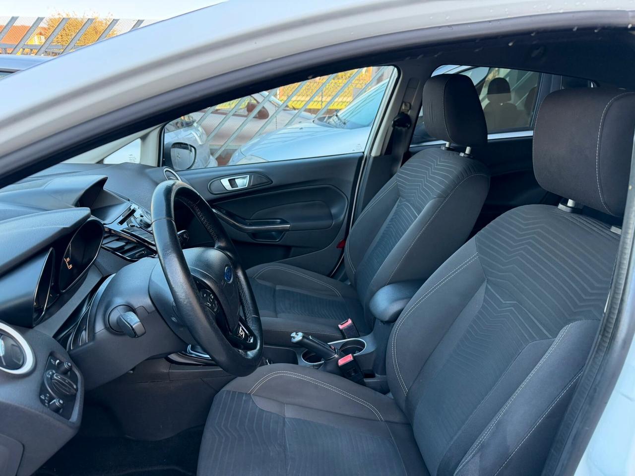 Ford Fiesta 1.5 TDCi 75CV 5 porte