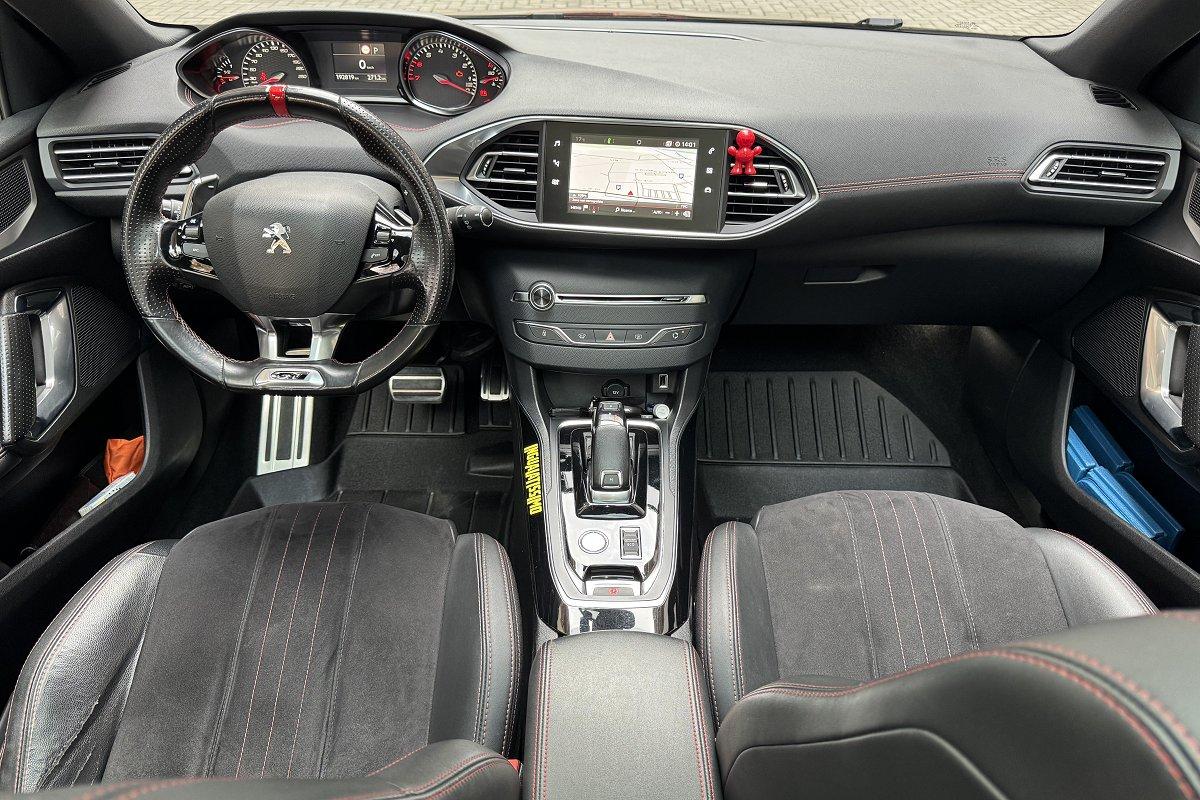 PEUGEOT 308 PureTech Turbo 225 S&S EAT8 GT