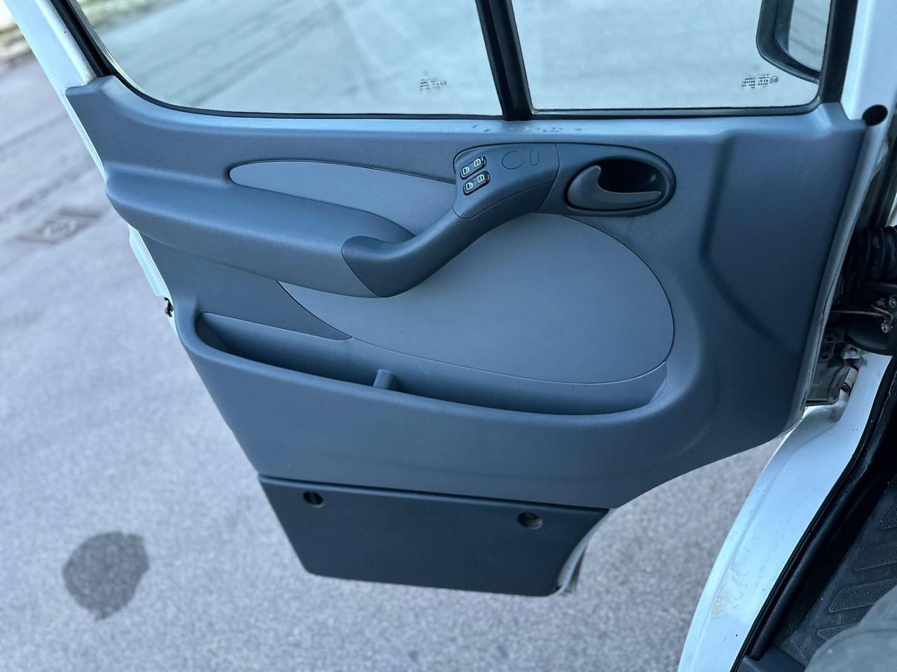 Mercedes Benz 9 posti cc 2.7 modello 616