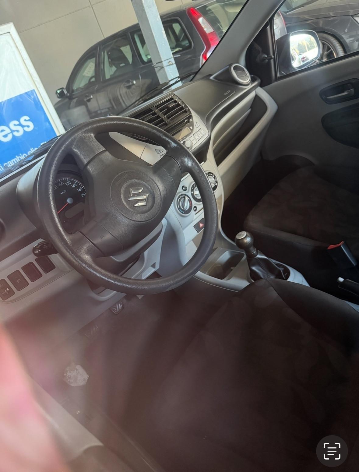 Suzuki Alto 1.0 fa fatica a partire vendo così 2009
