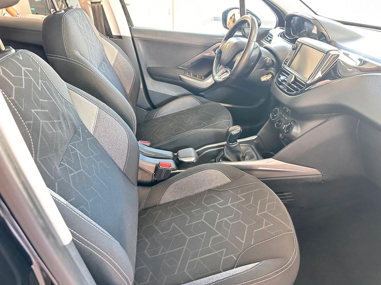 Peugeot 2008 PureTech 82 Allure