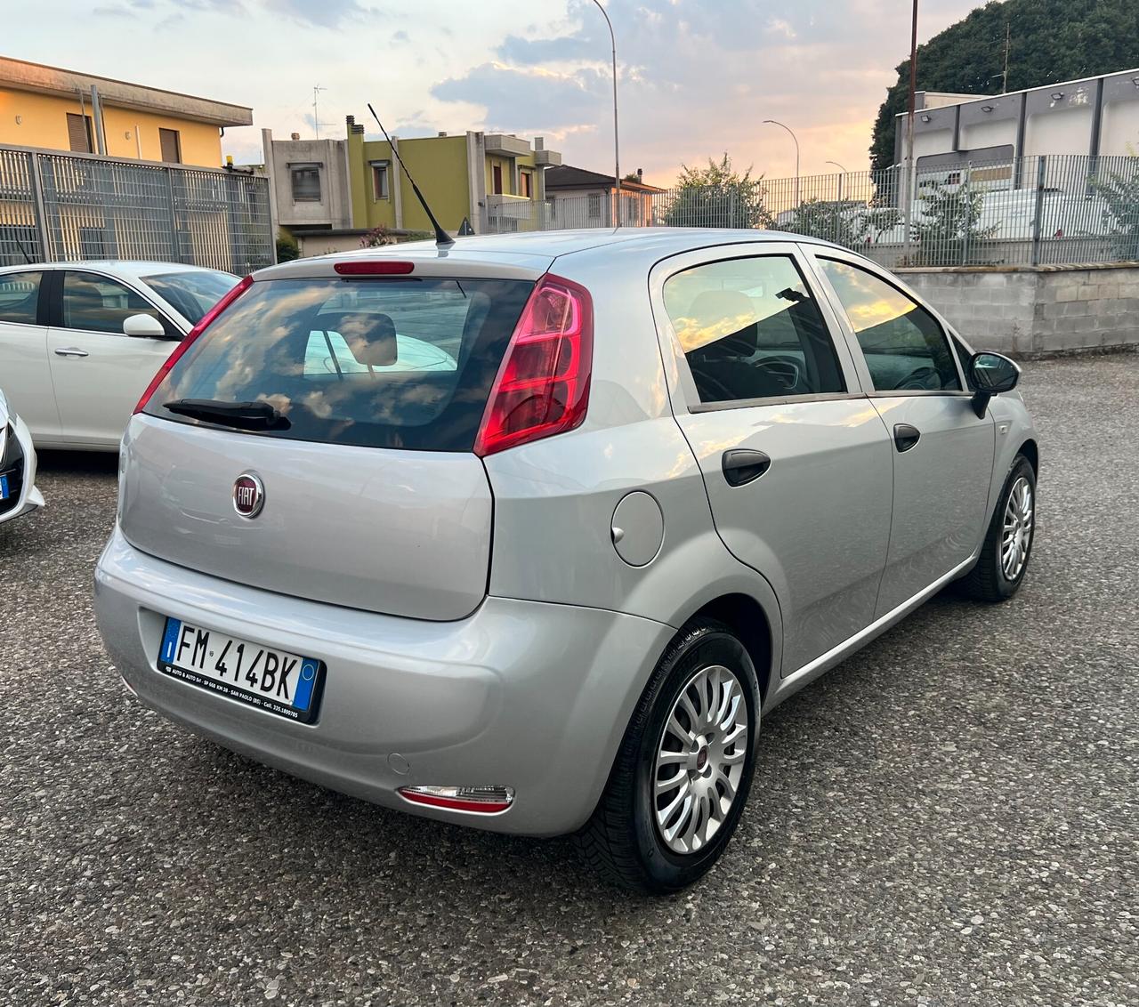 Fiat Punto 1.3 MJT II S&S 95 CV 5 porte Street