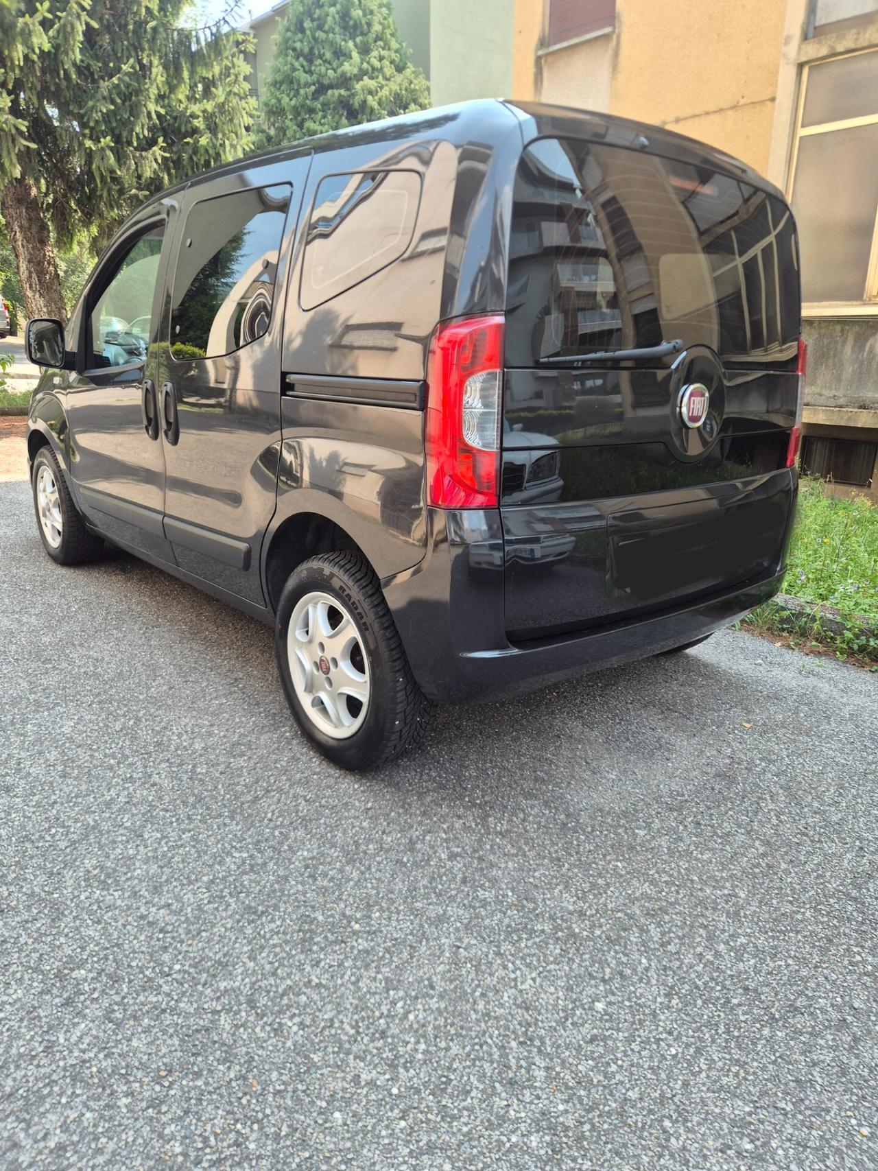 Fiat Qubo 1.3 MJT 75 CV Trekking