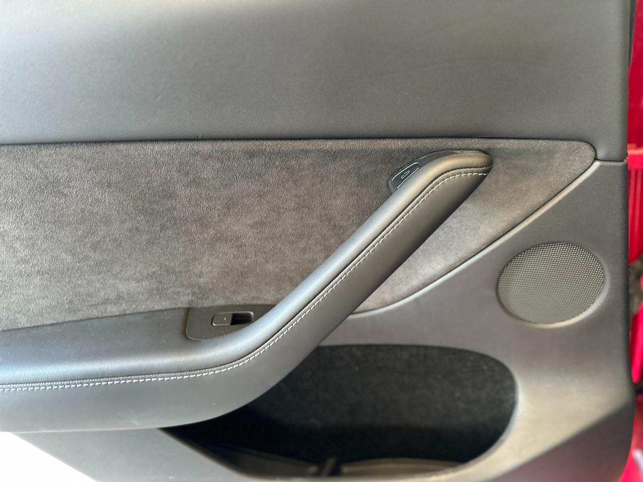 TESLA Model Y 2021 - Model Y Single Motor rwd