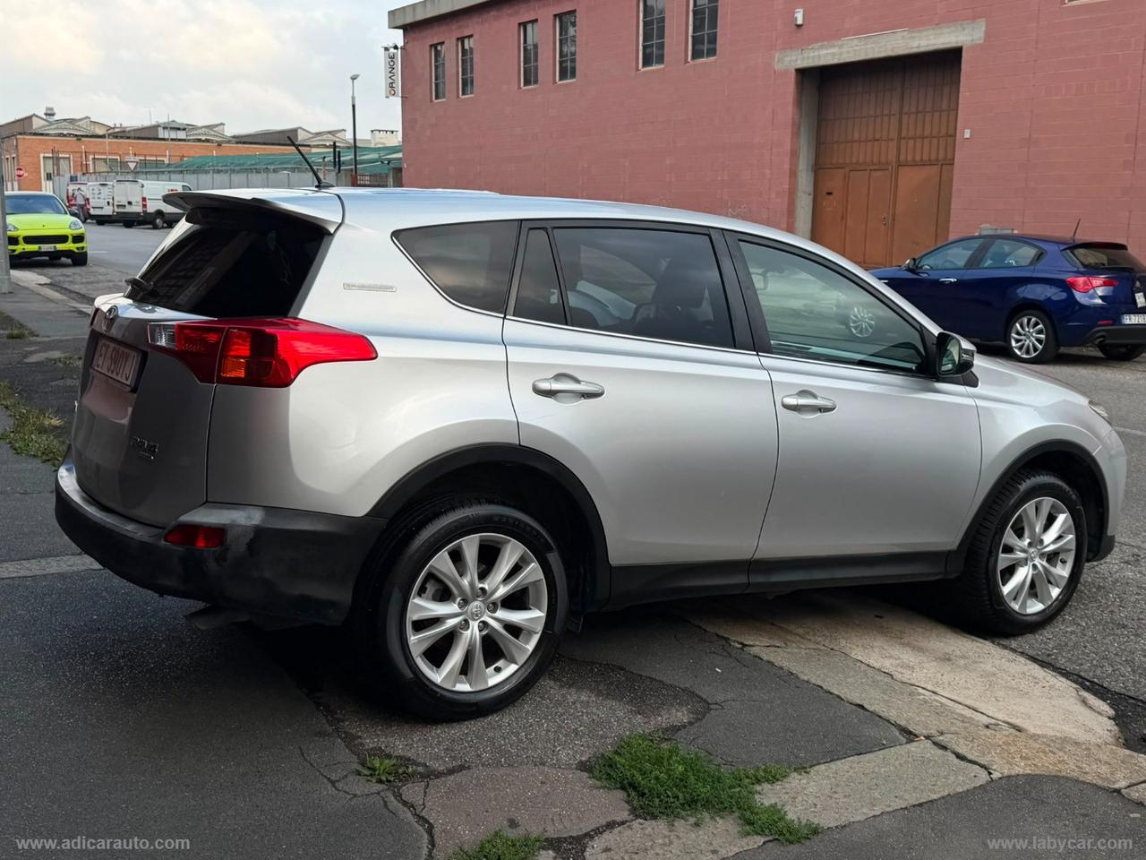 TOYOTA RAV4 2.0 D-4D 4WD