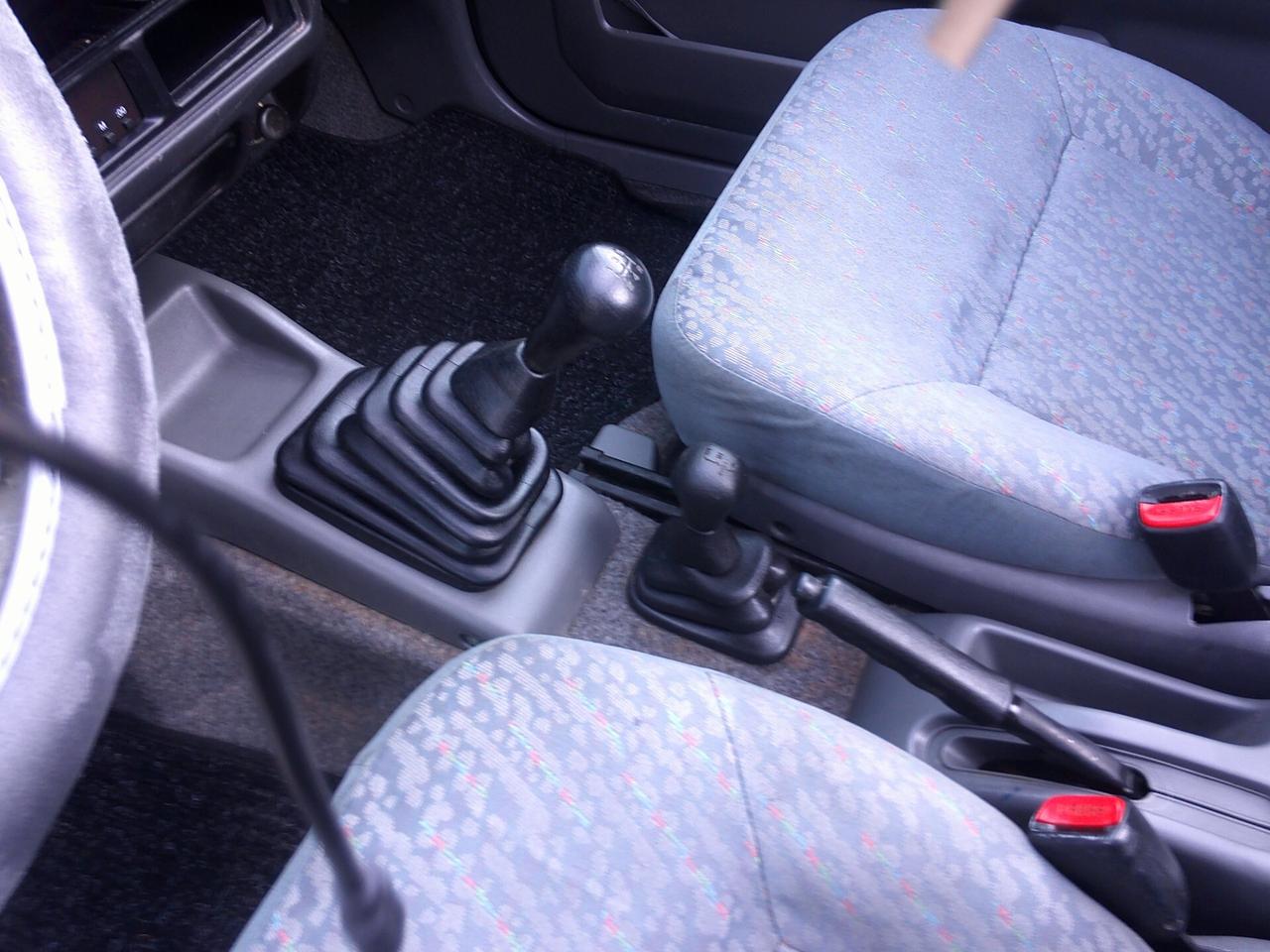 Suzuki Jimny 1.5 DDiS cat 4WD CABRIO 05