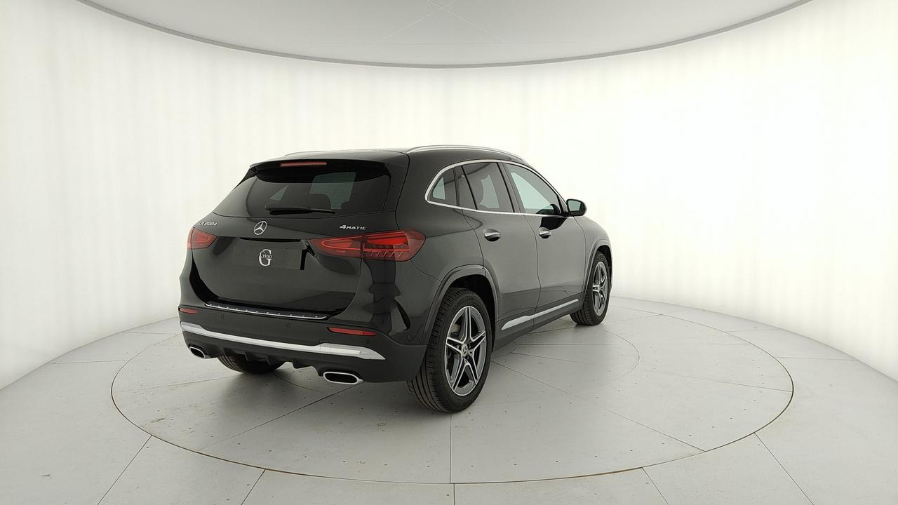 Mercedes-Benz GLA 200 d Automatic 4MATIC