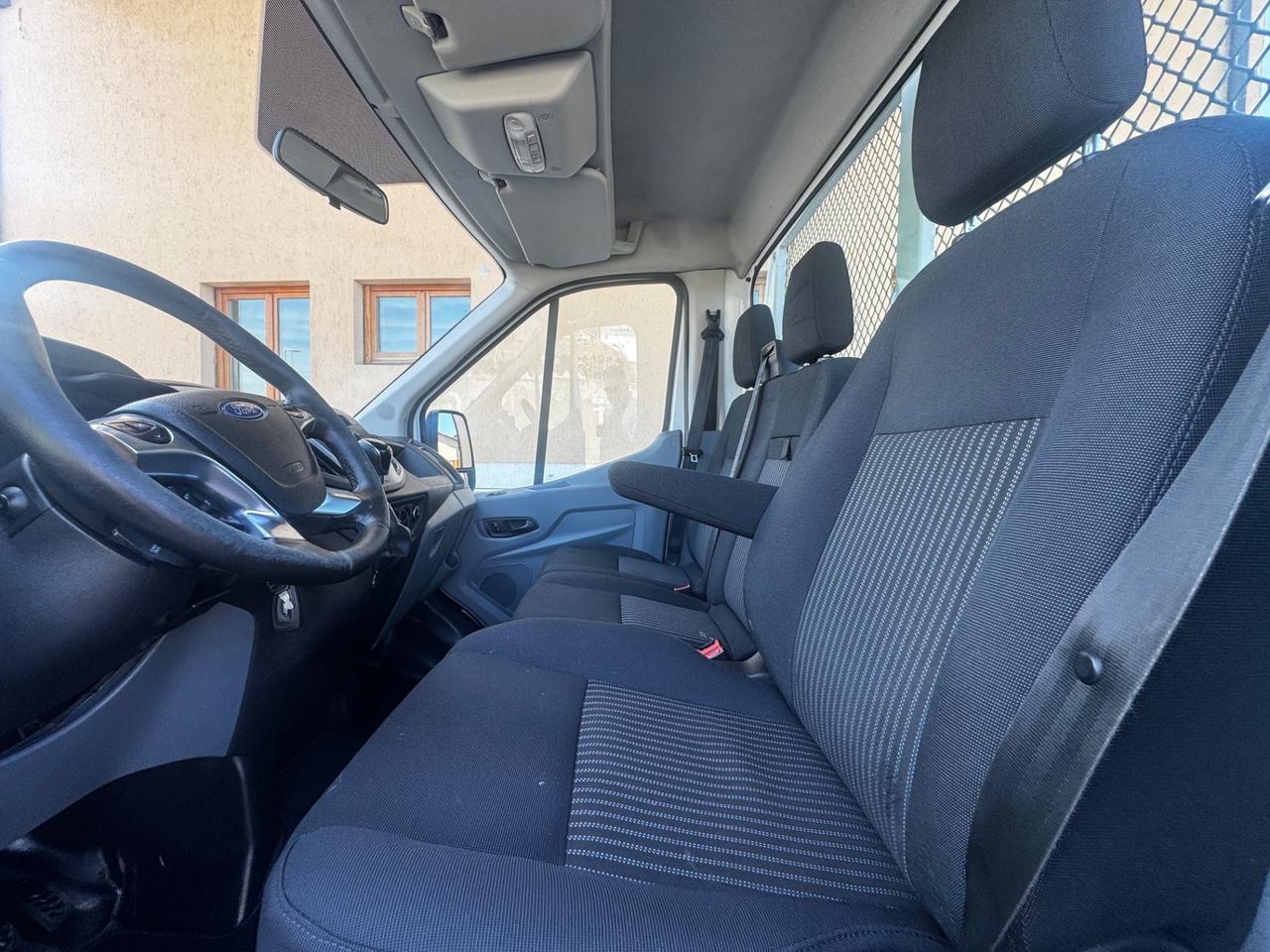 Ford Transit Custom 270 2.0 TDCi 130 PC Furgone Entry