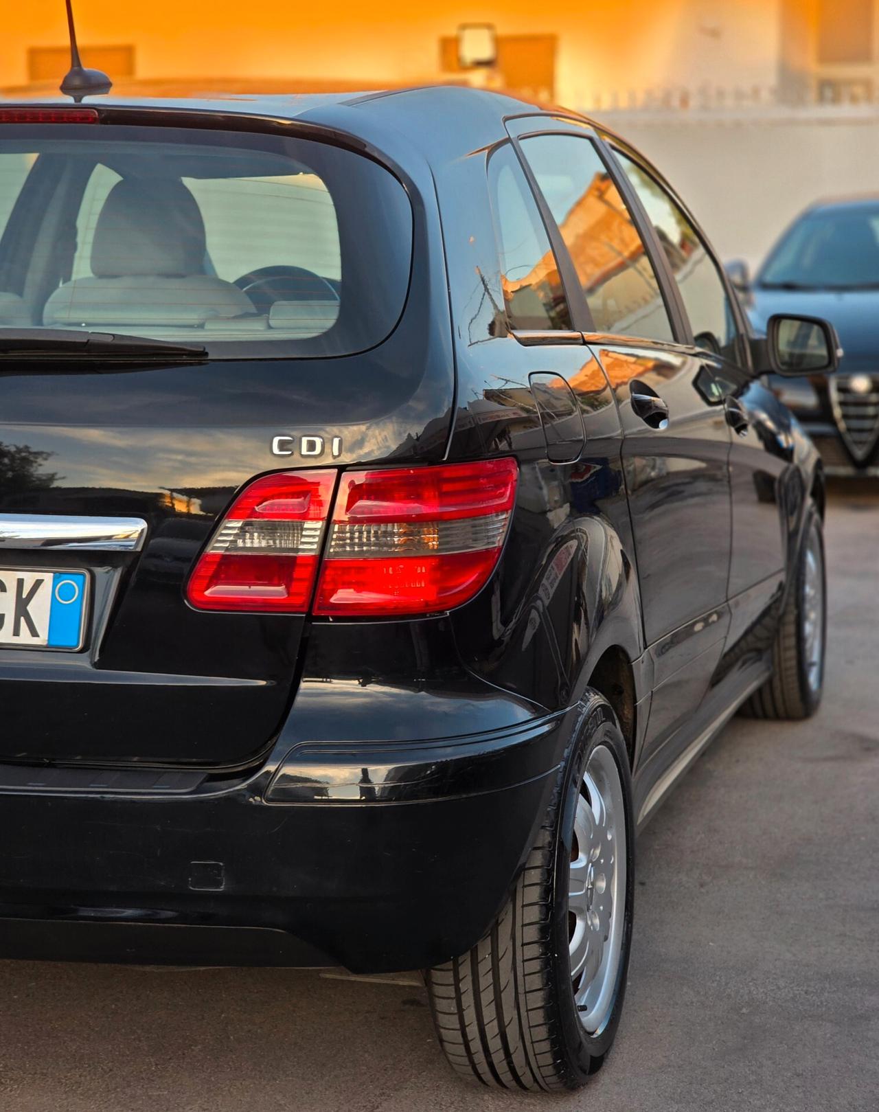 Mercedes-benz B 180 CDI